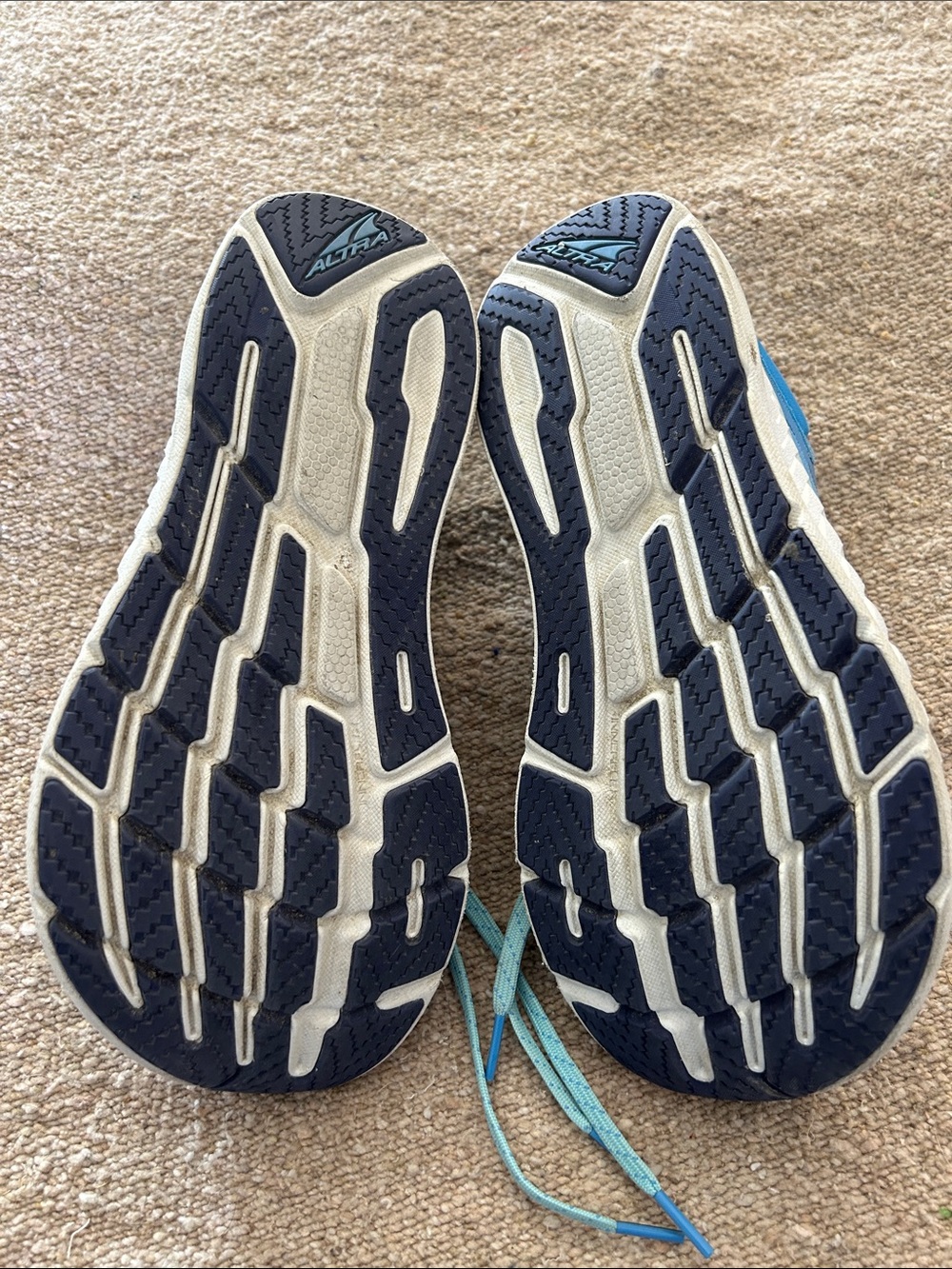 Altra Light Blue Athletic Running Shoes - Picture 5 of 7